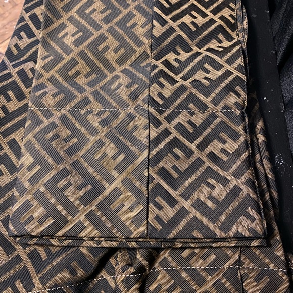 **SOLD** Authentic Fendi Zucca Womens vintage pants - Picture 4 of 7